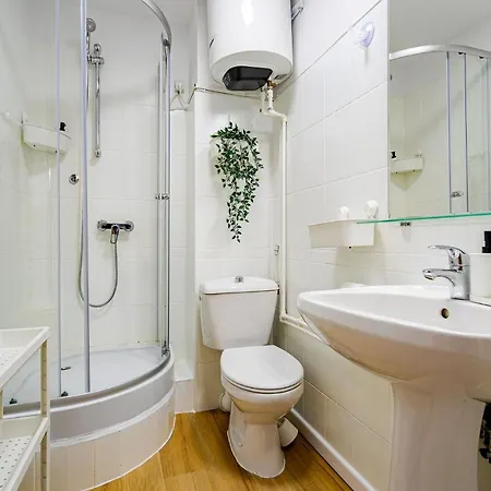 Apartamento Old Center River View-4br-parliament-metro-park *