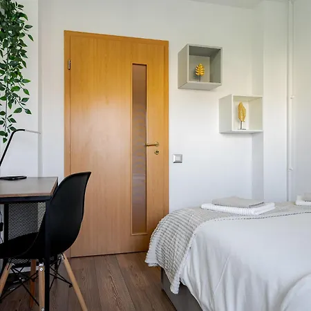 Old Center River View-4br-parliament-metro-park 아파트 부쿠레슈티
