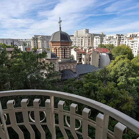 Old Center River View-4br-parliament-metro-park Apartment *