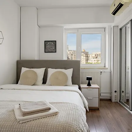 Old Center River View-4br-parliament-metro-park Bucarest