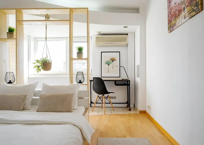 아파트 Old Center River View-4br-parliament-metro-park 부쿠레슈티