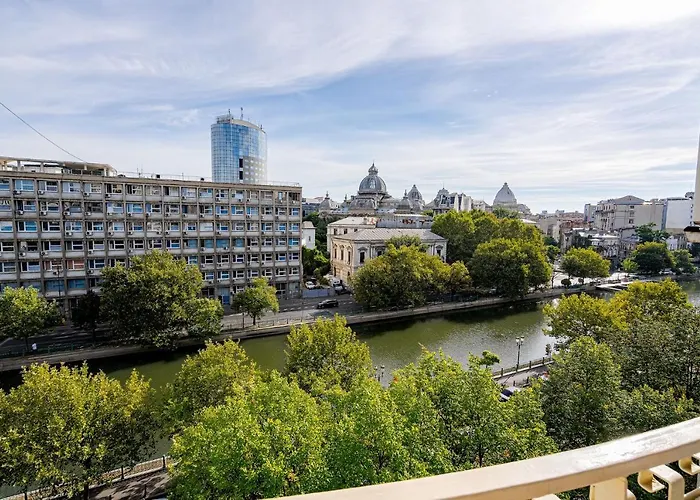 Old Center River View-4br-parliament-metro-park 布加勒斯特