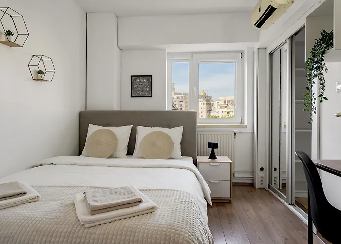 Old Center River View-4br-parliament-metro-park 布加勒斯特