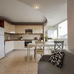 Old Center River View-4br-parliament-metro-park Apartment Bucharest